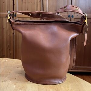 Like new Vintage Coach Helen Berg’s Legacy Duffle Bag British Tan 9953 Duffle 13